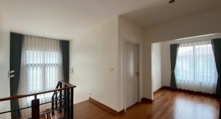 For rent 4 bedrooms house in Suan Luang, Bangkok