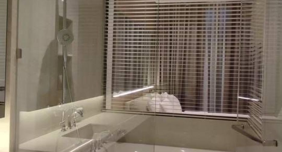 For rent 1 bed condo in Pathum Wan, Bangkok