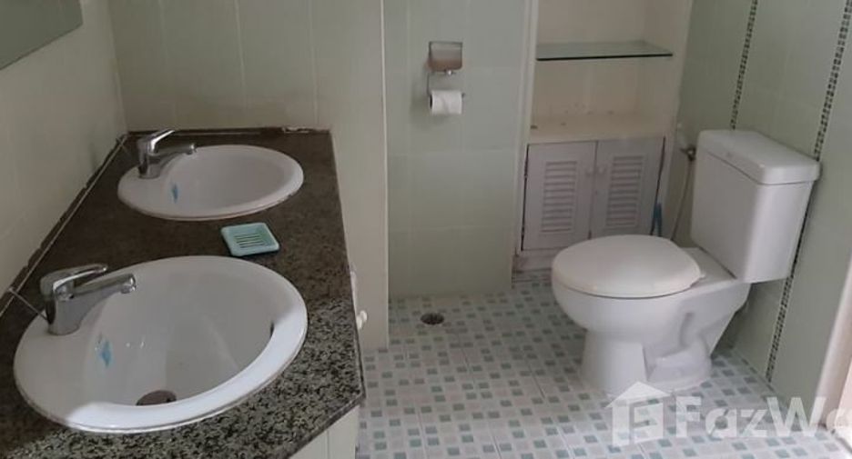 Wohnung zur Miete mit 4 Zimmer in Khlong Toei, Bangkok