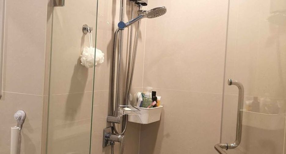 For rent 1 bed condo in Thon Buri, Bangkok
