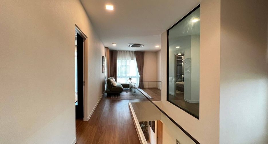 For rent 4 bedrooms townhouse in Bang Phli, Samut Prakan