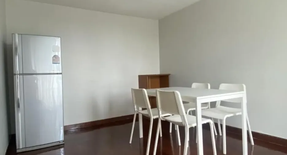For rent 2 bedrooms townhouse in Wang Thonglang, Bangkok