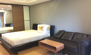 For rent studio condo in Khlong Toei, Bangkok