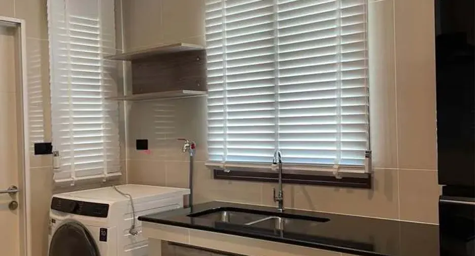 For rent 4 bedrooms house in Bang Kapi, Bangkok