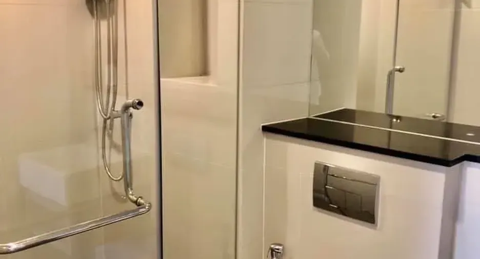 For rent 1 bed condo in Sathon, Bangkok