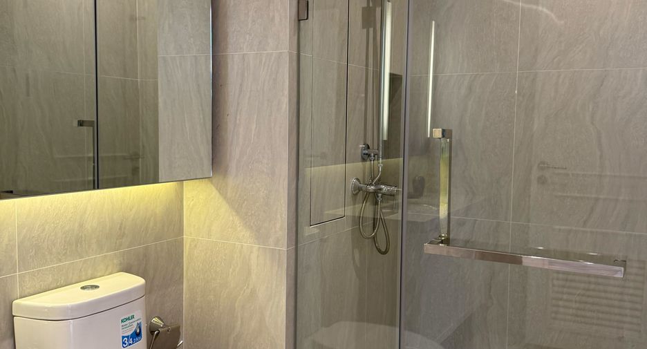 For rent 3 bedrooms condo in Bang Kho Laem, Bangkok