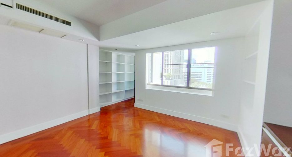 Condo en alquiler de 4 habitaciones en Watthana, Bangkok