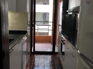 For rent 3 bedrooms condo in Pathum Wan, Bangkok