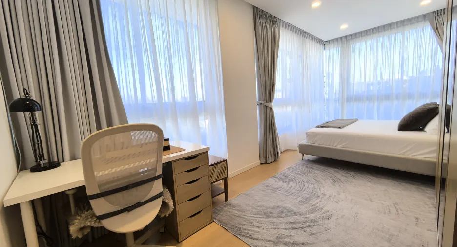For rent 2 bedrooms condo in Watthana, Bangkok