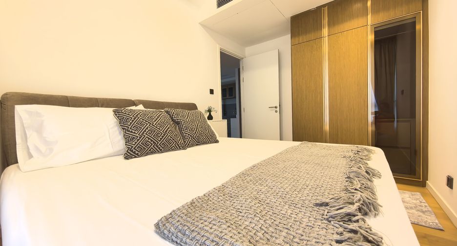 For rent 2 bedrooms condo in Watthana, Bangkok