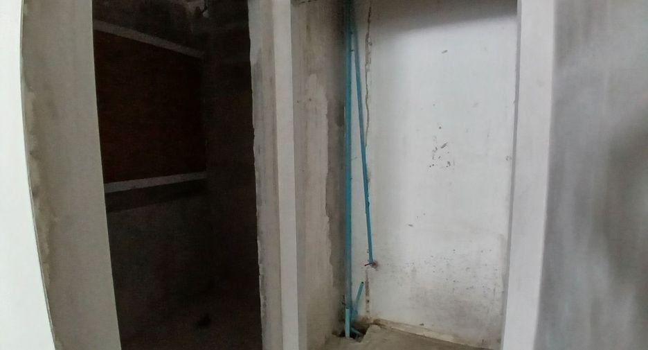 For rent 1 bed retail Space in Khlong Toei, Bangkok