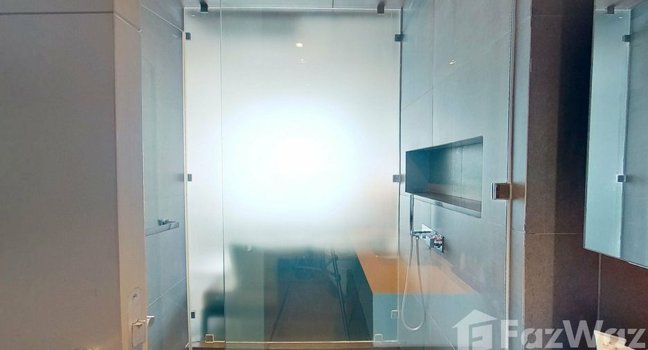 For rent 2 bedrooms condo in Sathon, Bangkok