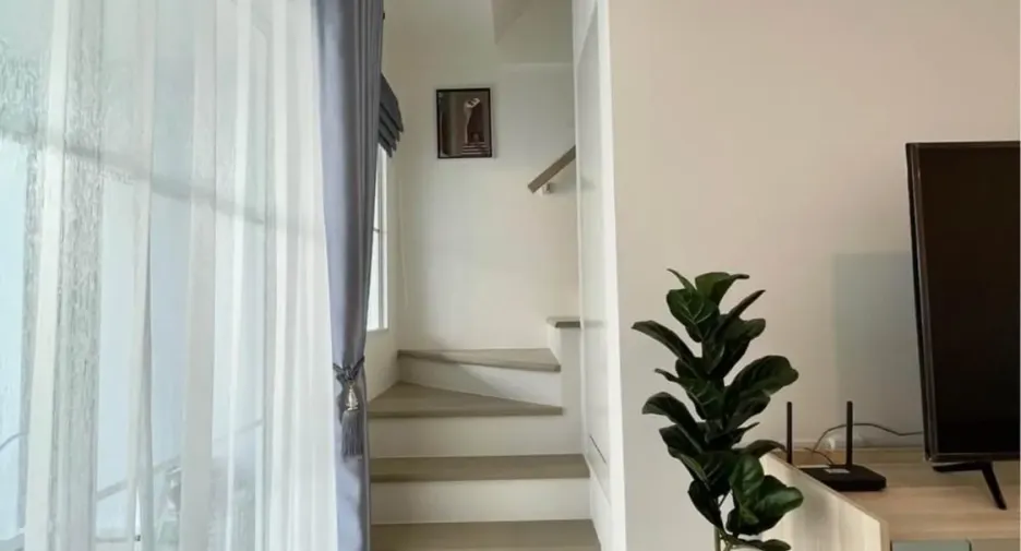 For rent 3 bedrooms townhouse in Prawet, Bangkok