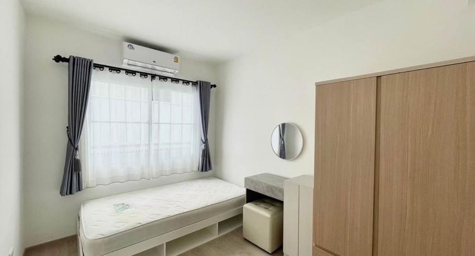 For rent 3 bedrooms townhouse in Prawet, Bangkok