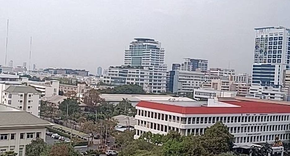 For rent 2 bedrooms condo in Ratchathewi, Bangkok