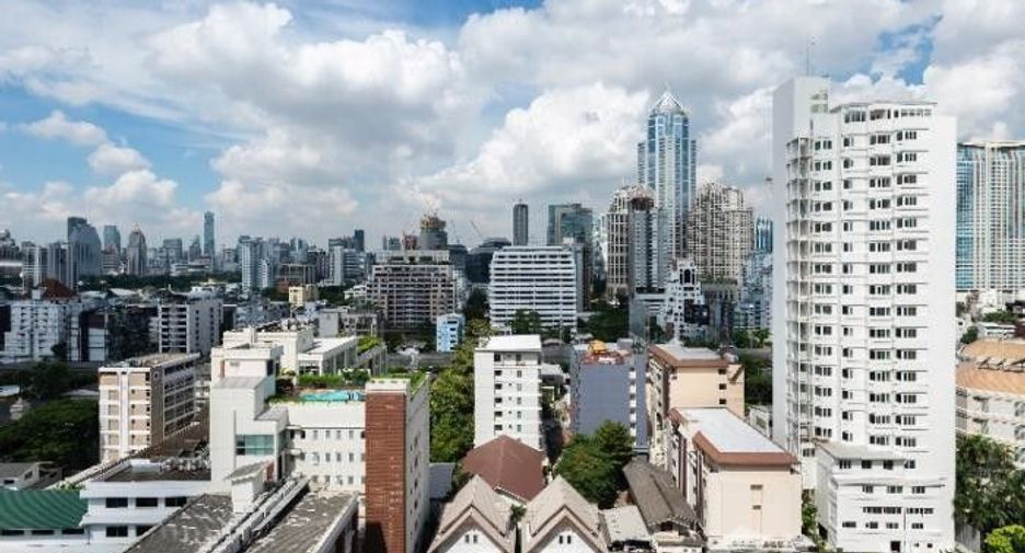 À louer 3 chambres condo à Khlong Toei, Bangkok