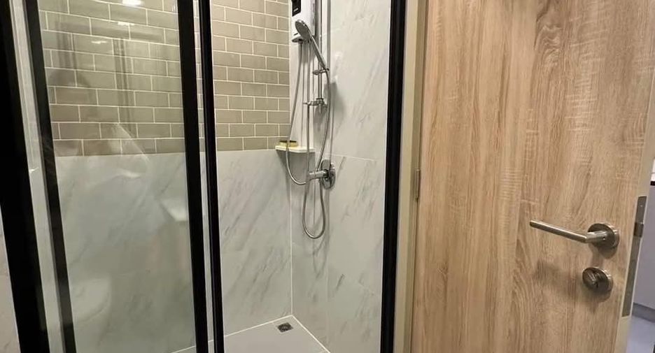 For rent 1 bed condo in Ratchathewi, Bangkok