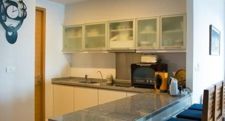 Condo en alquiler de 3 habitaciones en Khlong Toei, Bangkok