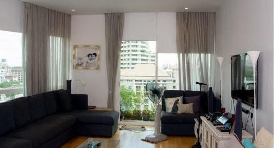 Condo en alquiler de 3 habitaciones en Khlong Toei, Bangkok