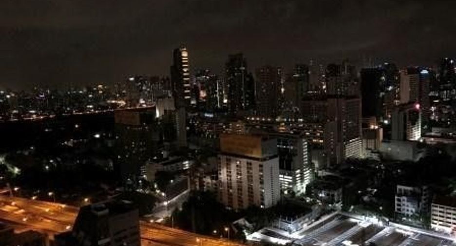 À louer 1 chambre condo à Pathum Wan, Bangkok