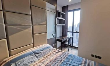 Condo en alquiler de 1 habitaciones en Bang Rak, Bangkok