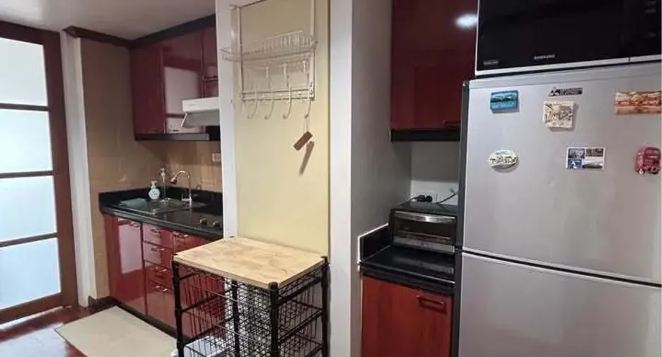 For rent 1 bed condo in Khlong Toei, Bangkok