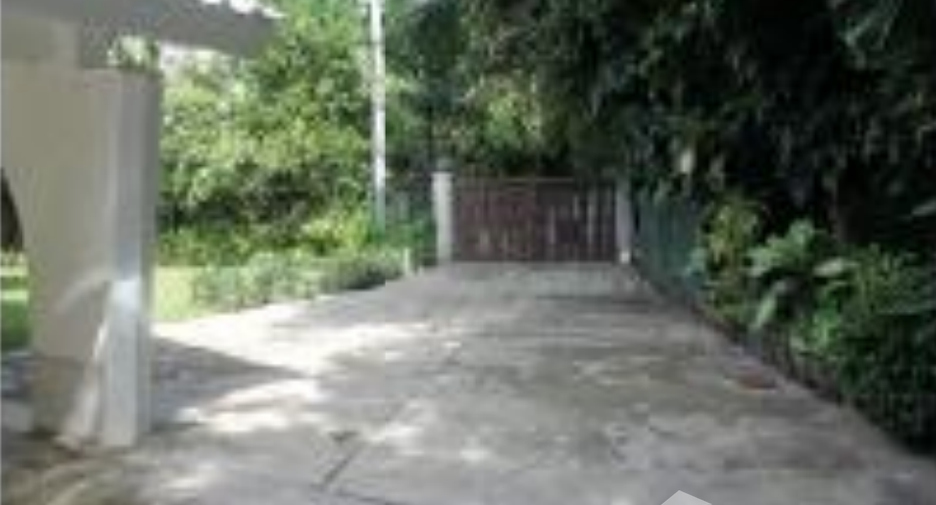 Haus zur Miete mit 2 Zimmer in Sathon, Bangkok
