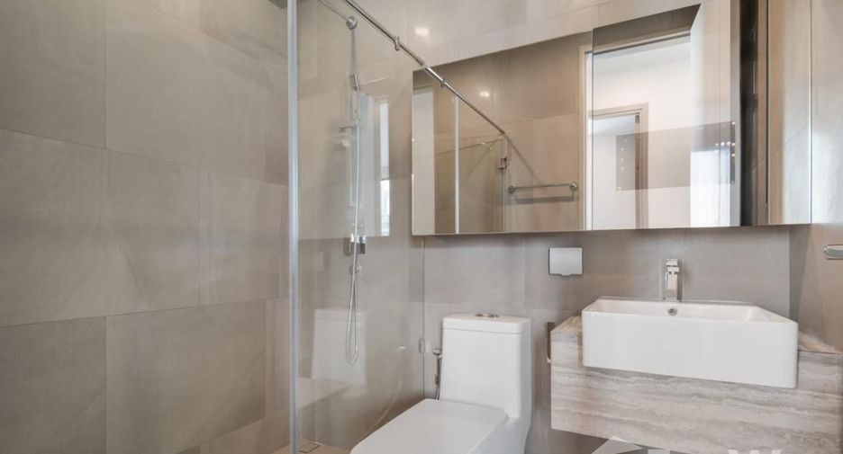 For rent 2 bedrooms condo in Ratchathewi, Bangkok