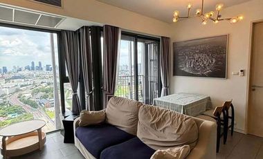 For rent 2 bedrooms condo in Phaya Thai, Bangkok