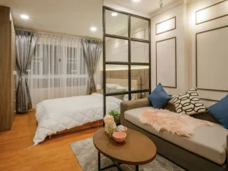For rent studio condo in Khlong Toei, Bangkok