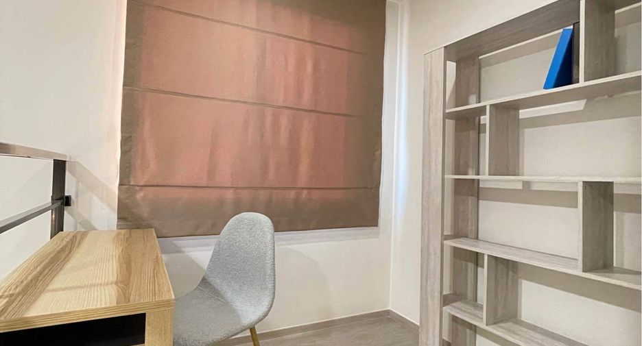 For rent 3 bedrooms townhouse in Bang Phli, Samut Prakan