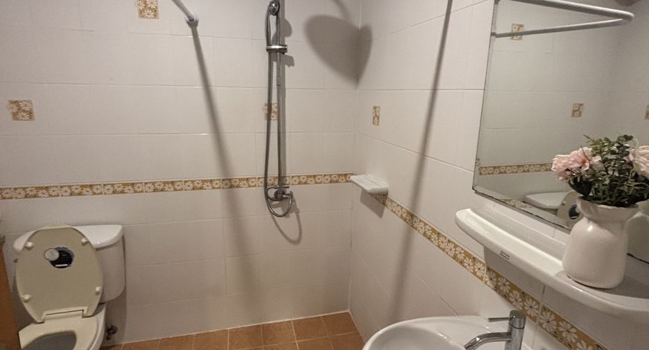 For rent 2 ベッドルーム apartment in Watthana, Bangkok