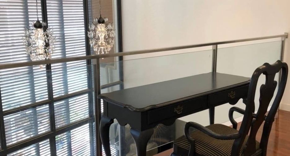 For rent 3 bedrooms condo in Sathon, Bangkok
