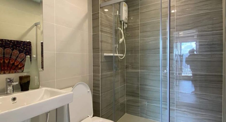 For rent studio condo in Khlong San, Bangkok