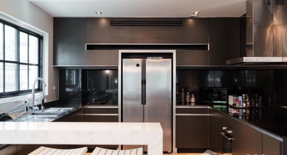 Wohnung zur Miete mit 3 Zimmer in Watthana, Bangkok