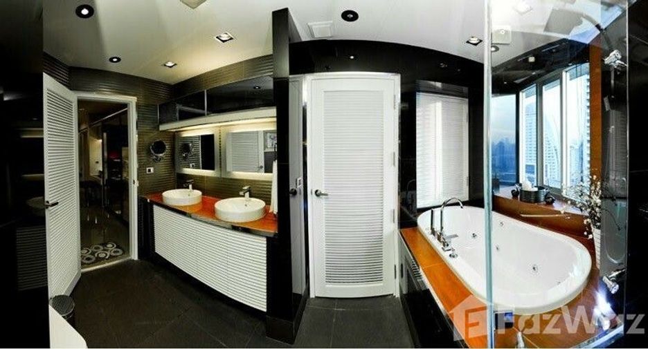 For rent 1 bed condo in Watthana, Bangkok