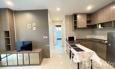 For rent 2 bedrooms condo in Wang Thonglang, Bangkok
