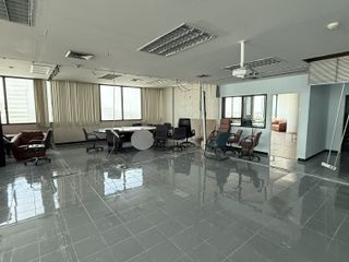 Oficina en alquiler en Bang Na, Bangkok