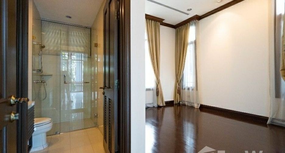 For rent 4 bedrooms house in Yan Nawa, Bangkok