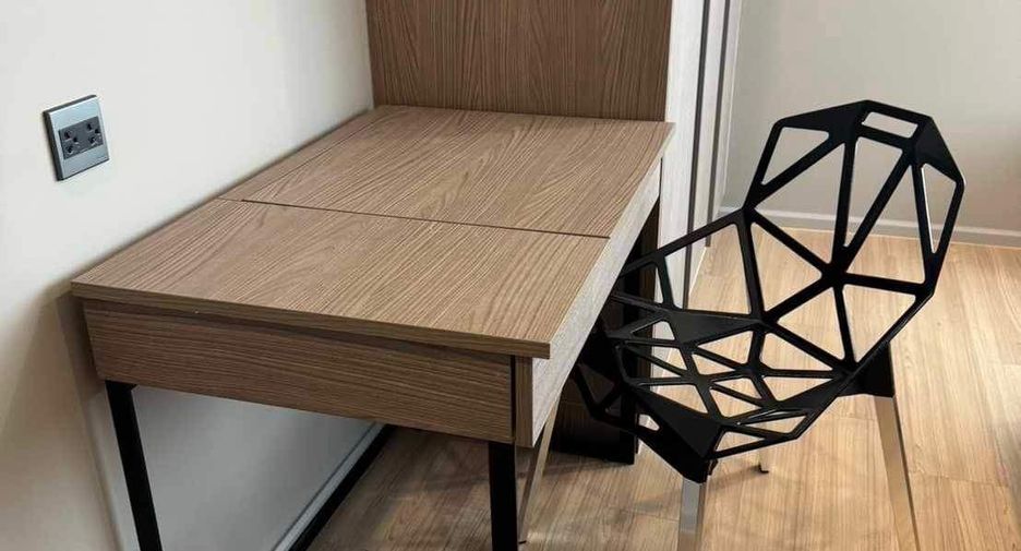 For rent 2 bedrooms condo in Phaya Thai, Bangkok