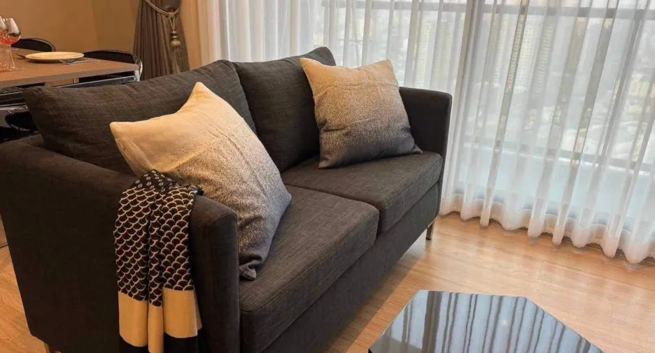 For rent 2 bedrooms condo in Phaya Thai, Bangkok