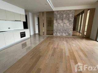 For rent 4 ベッドルーム condo in Khlong San, Bangkok