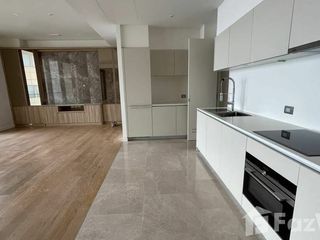 For rent 4 ベッドルーム condo in Khlong San, Bangkok