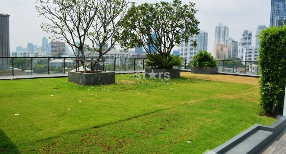 Condo en alquiler de 3 habitaciones en Watthana, Bangkok