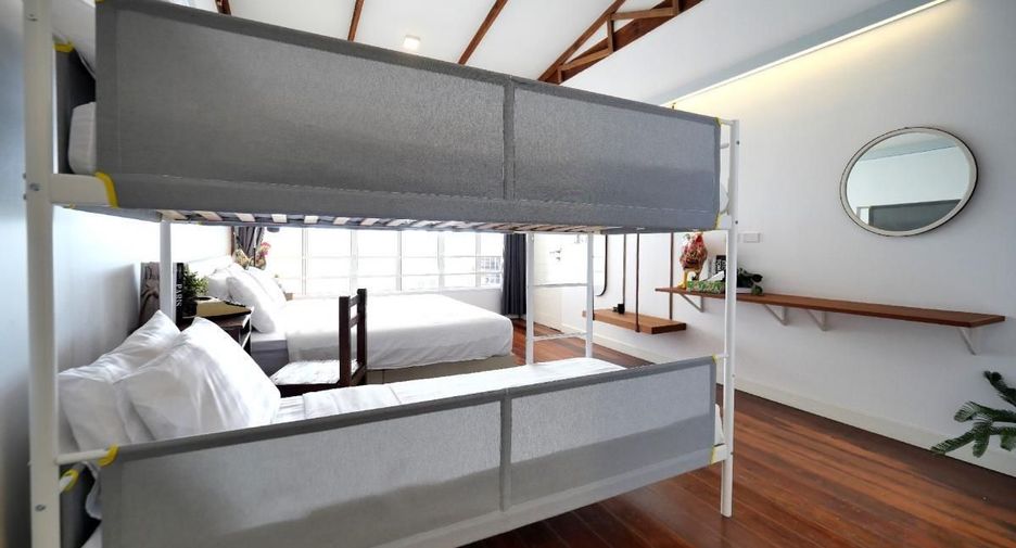 For rent 2 bedrooms villa in Phra Khanong, Bangkok
