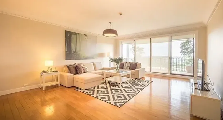 For rent 3 bedrooms apartment in Bang Phli, Samut Prakan