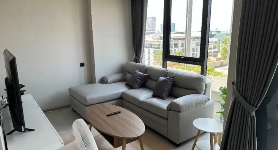 For rent 1 bed condo in Pathum Wan, Bangkok