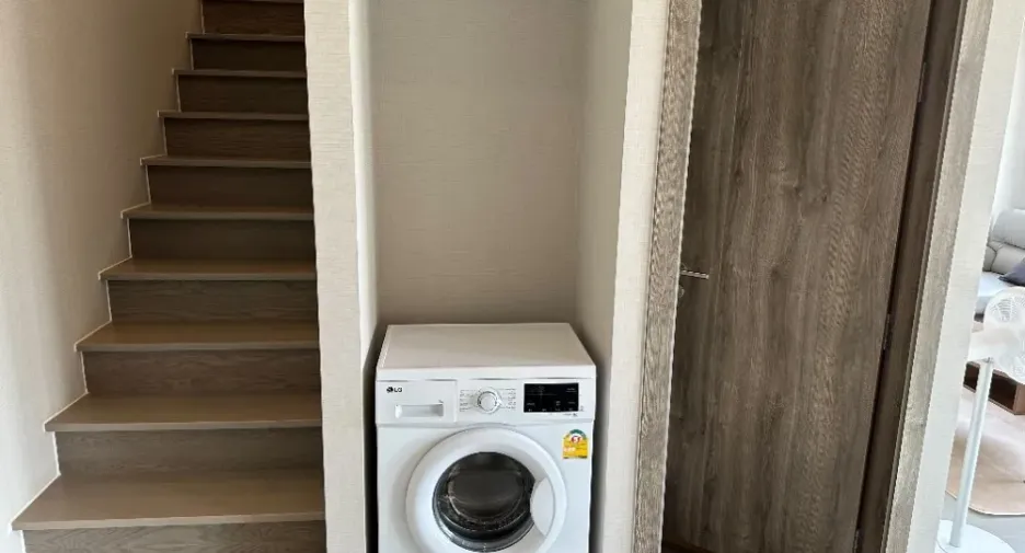 For rent 1 bed condo in Pathum Wan, Bangkok