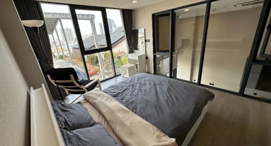 For rent 1 bed condo in Pathum Wan, Bangkok