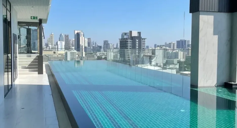 For rent 1 bed condo in Pathum Wan, Bangkok